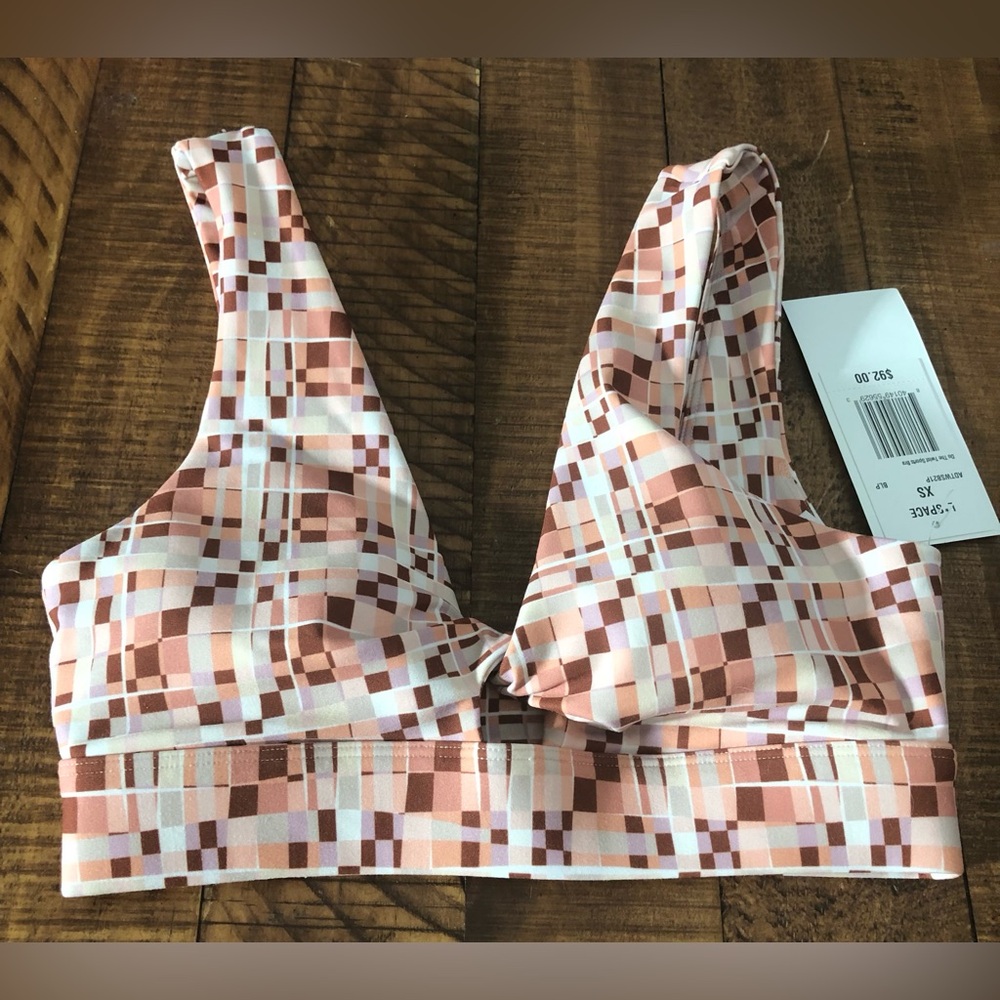 NWT L*Space Do The Twist Sports Bra in Block Party - Size XS
